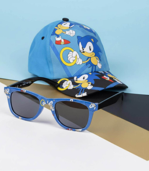 ДЕТСКА ШАПКА С КОЗИРКА 51 СМ + СЛЪНЧЕВИ ОЧИЛА SONIC Cerda
