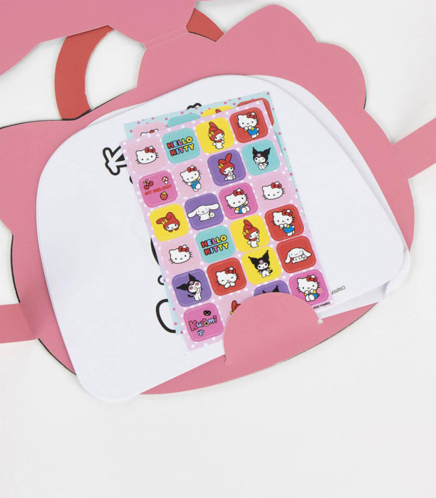 КОМПЛЕКТ ЗА ОЦВЕТЯВАНЕ С ПАСТЕЛИ HELLO KITTY Cerda