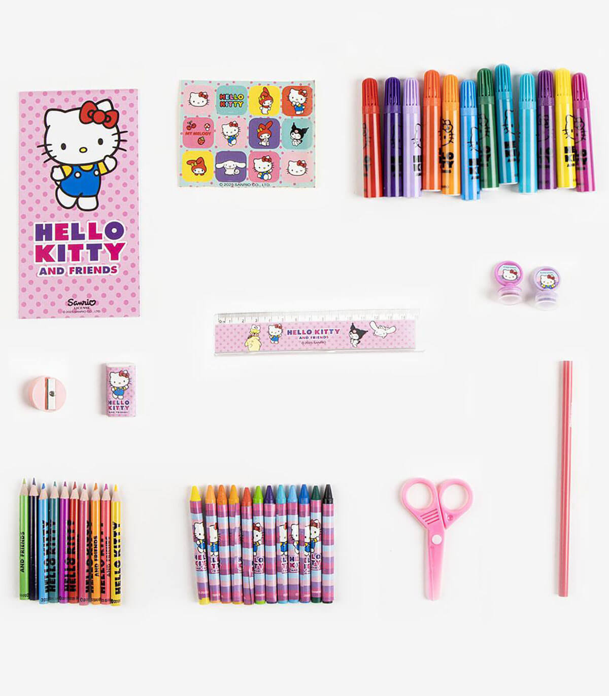 РИСУВАТЕЛЕН КОМПЛЕКТ В КУФАР С МЕТАЛНА ДРЪЖКА HELLO KITTY Cerda