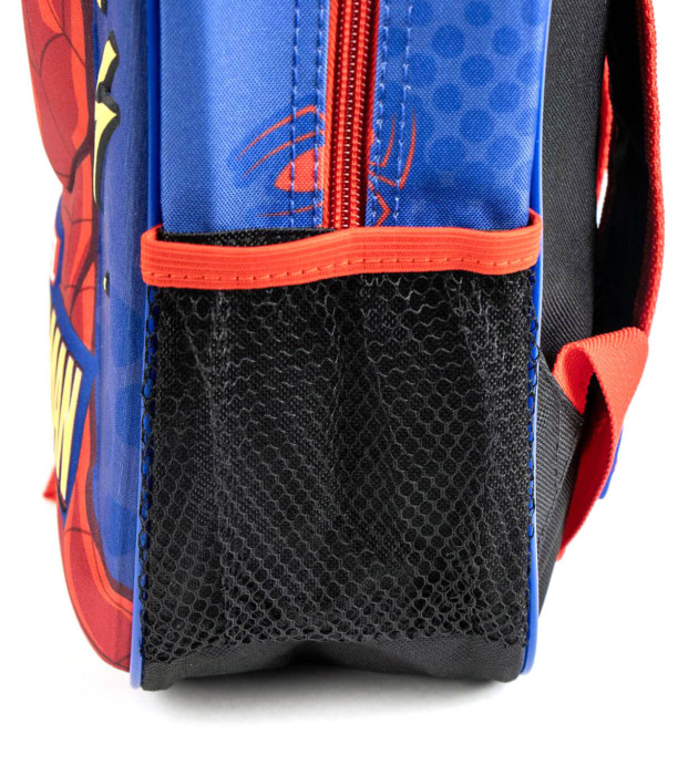 ДЕТСКА РАНИЦА 3D SPIDERMAN 31X25 СМ Cerda