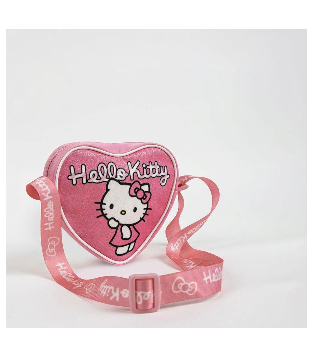 ЧАНТА СЪРЦЕ ЗА РАМО HELLO KITTY