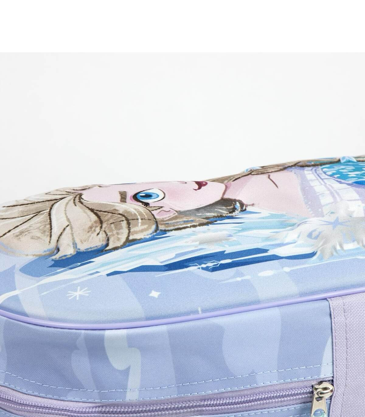 ДЕТСКА РАНИЦА 3D С КОЛЕЛЦА FROZEN Cerda
