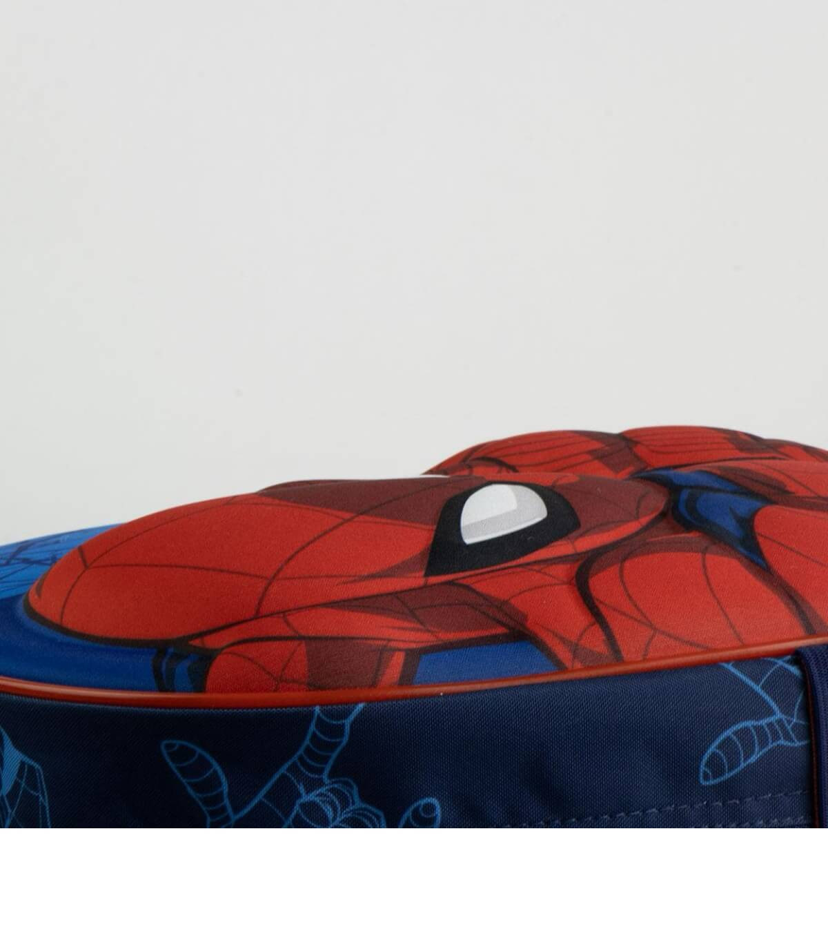 ДЕТСКА РАНИЦА 3D SPIDER-MAN 31 СМ Cerda