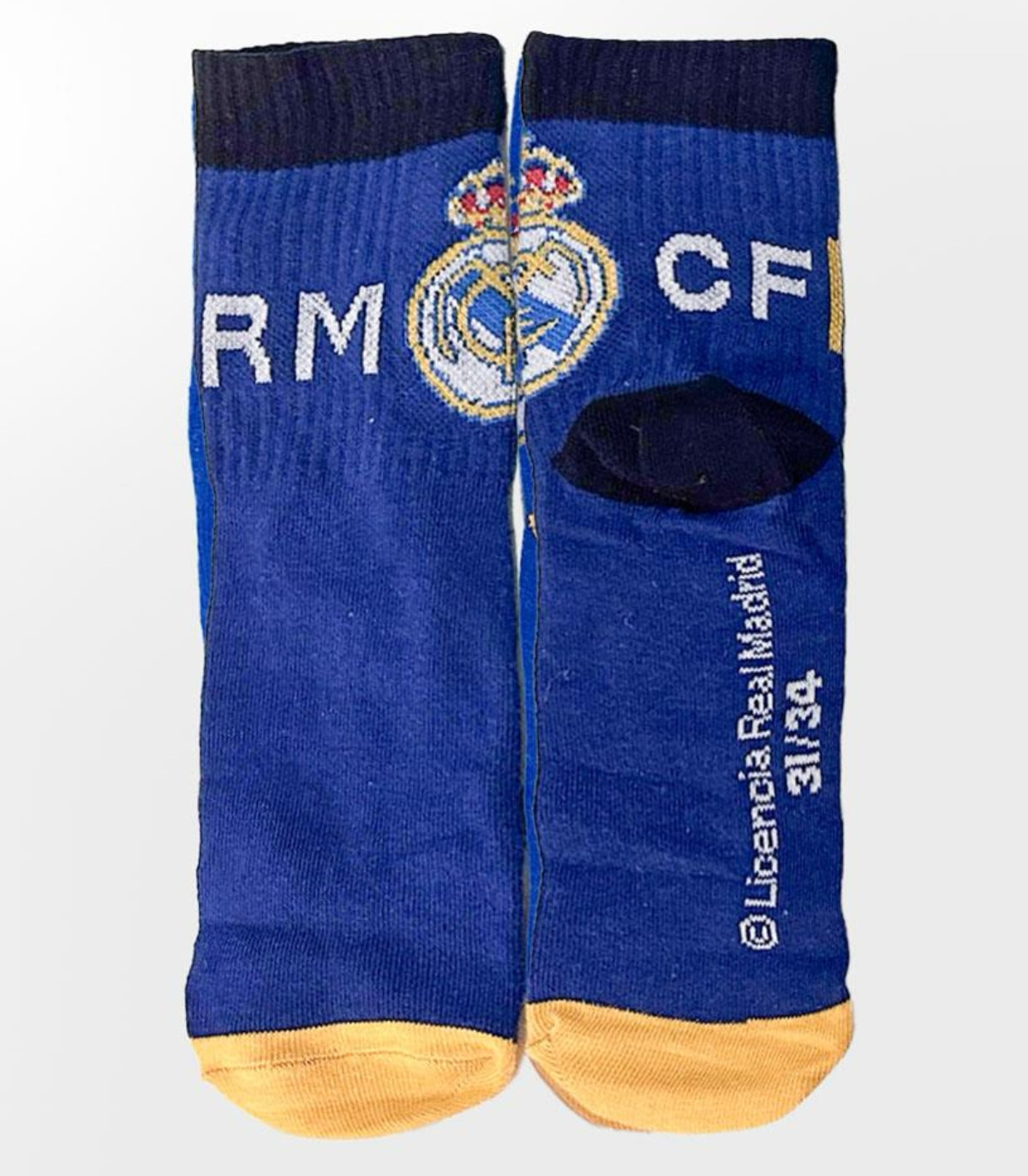 ДЕТСКИ ЧОРАПИ 4 ЧИФТА В БУРКАН 27-38 REAL MADRID Cerda